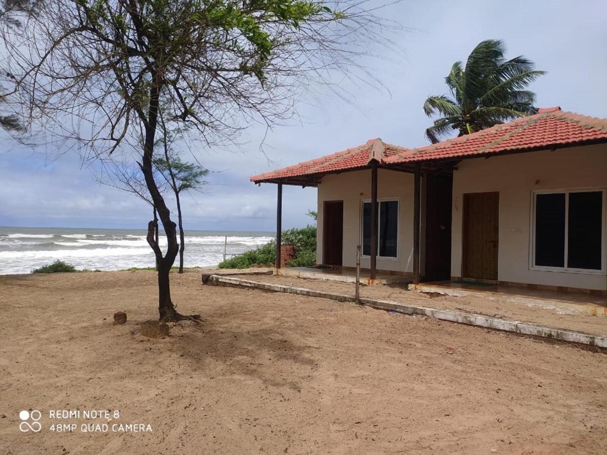 Trippr Gokarna - Beach Hostel Exterior foto