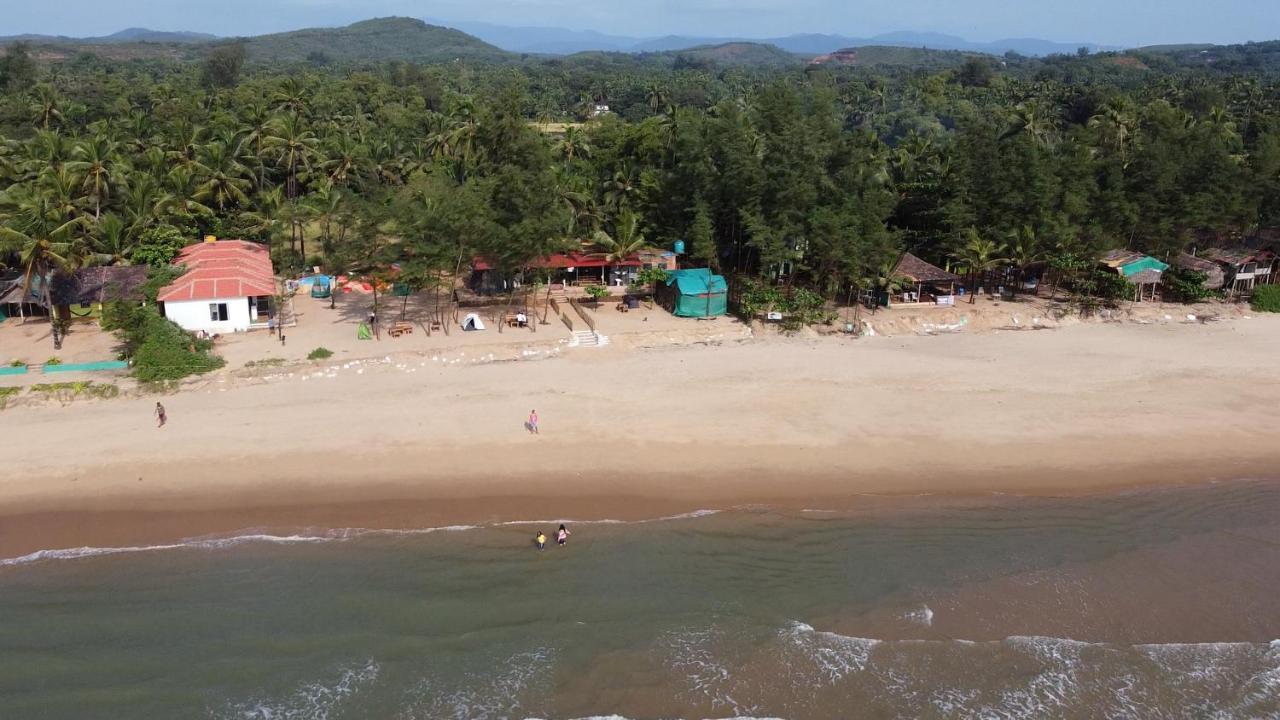 Trippr Gokarna - Beach Hostel Exterior foto