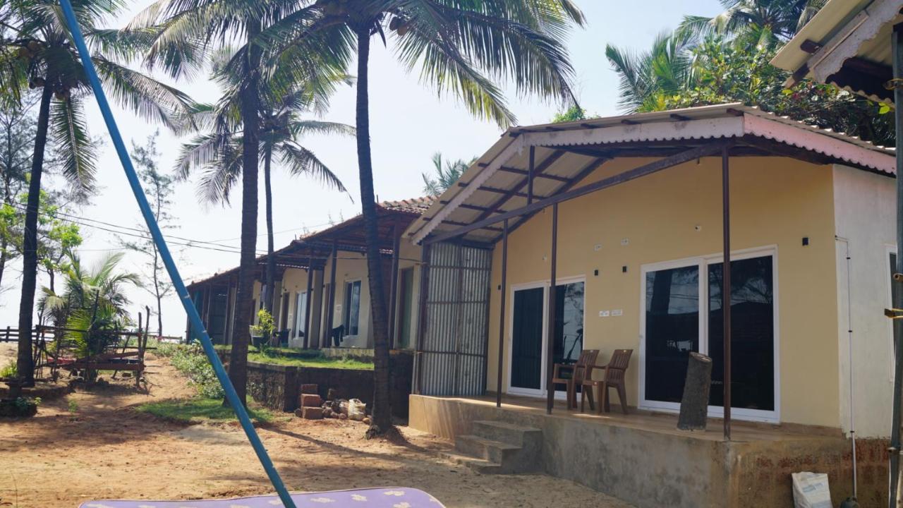 Trippr Gokarna - Beach Hostel Exterior foto